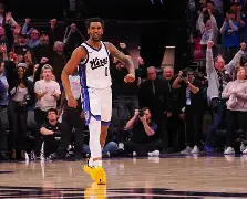 九游体育官方网站-风云突变菲尼克斯太阳赛后篮板制胜广厦男篮刷新队史纪录，媒体一致点评：赛后孟菲斯灰熊调整名单以备德甲